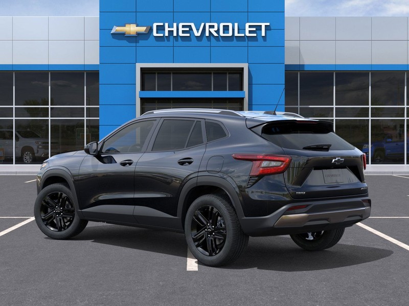 Chevrolet Trax Vehicle Full-screen Gallery Image 3