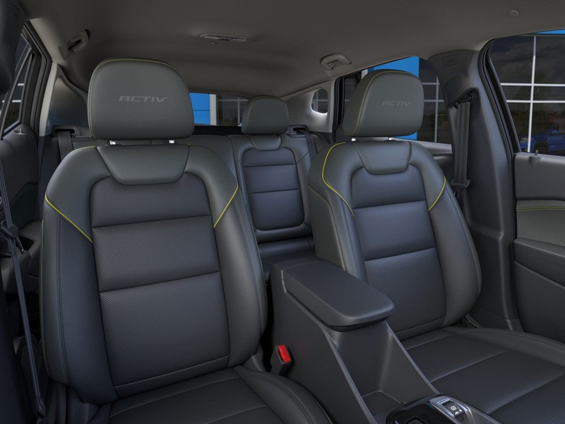 Chevrolet Trax Vehicle Full-screen Gallery Image 16