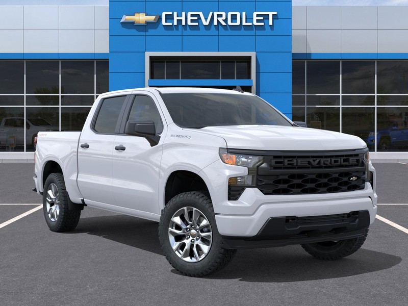 Chevrolet Silverado 1500 Vehicle Full-screen Gallery Image 7