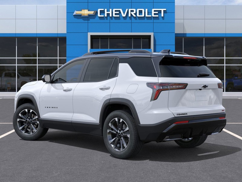 Chevrolet Equinox Vehicle Full-screen Gallery Image 3