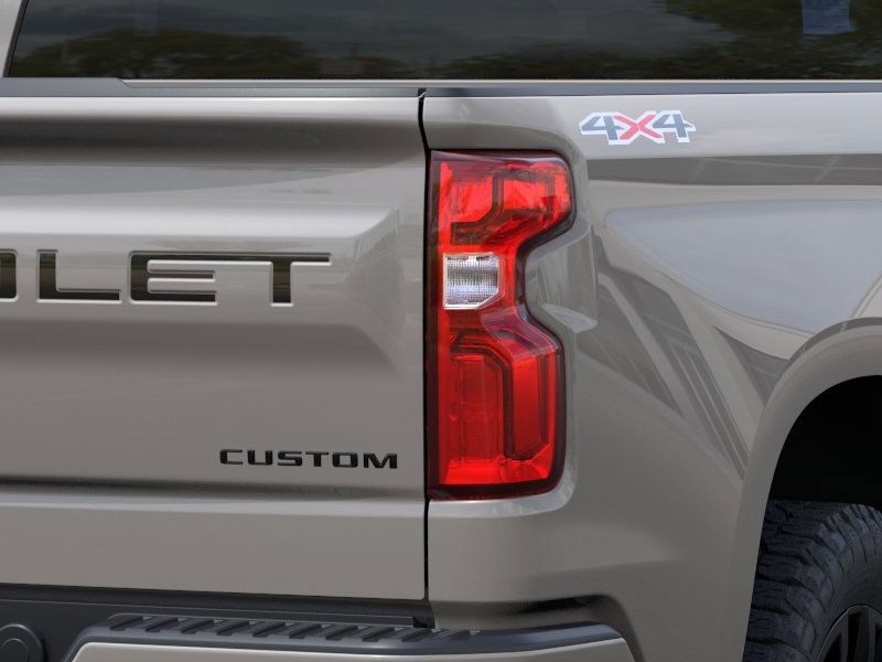 Chevrolet Silverado 1500 Vehicle Full-screen Gallery Image 11