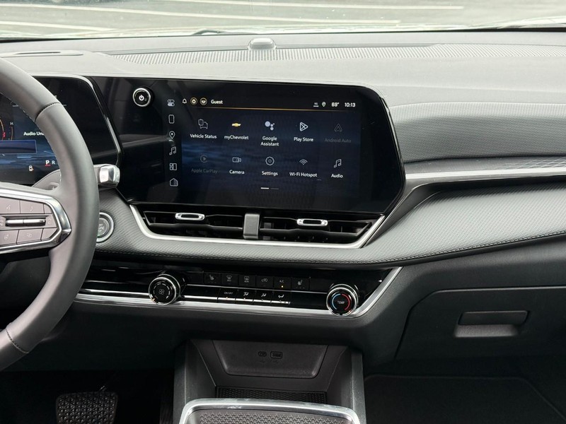 Chevrolet Equinox Vehicle Full-screen Gallery Image 8