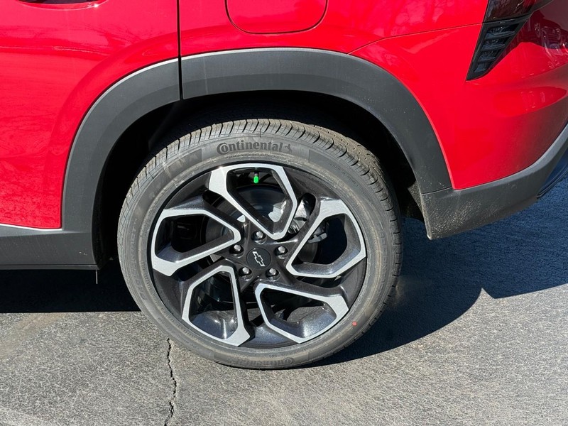 Chevrolet Trax Vehicle Full-screen Gallery Image 4