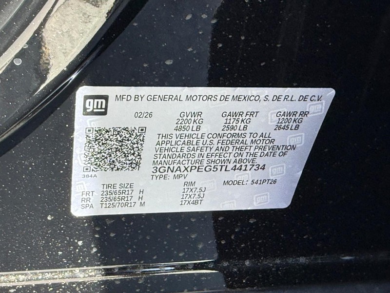 Chevrolet Equinox Vehicle Full-screen Gallery Image 16