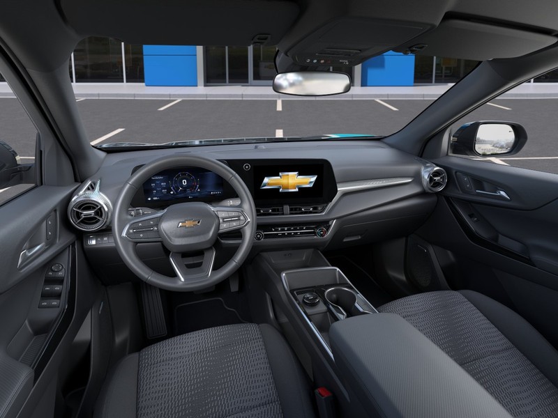 Chevrolet Equinox Vehicle Full-screen Gallery Image 15