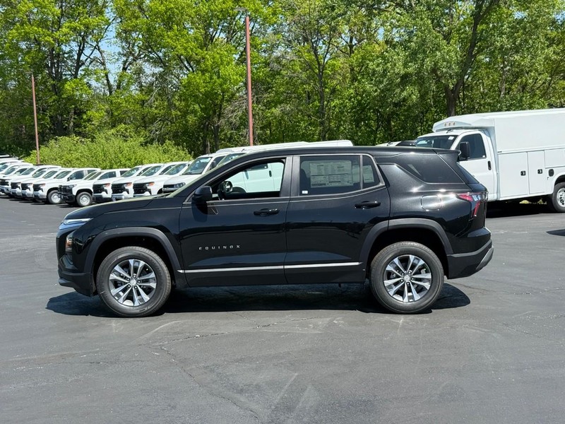 Chevrolet Equinox Vehicle Full-screen Gallery Image 2