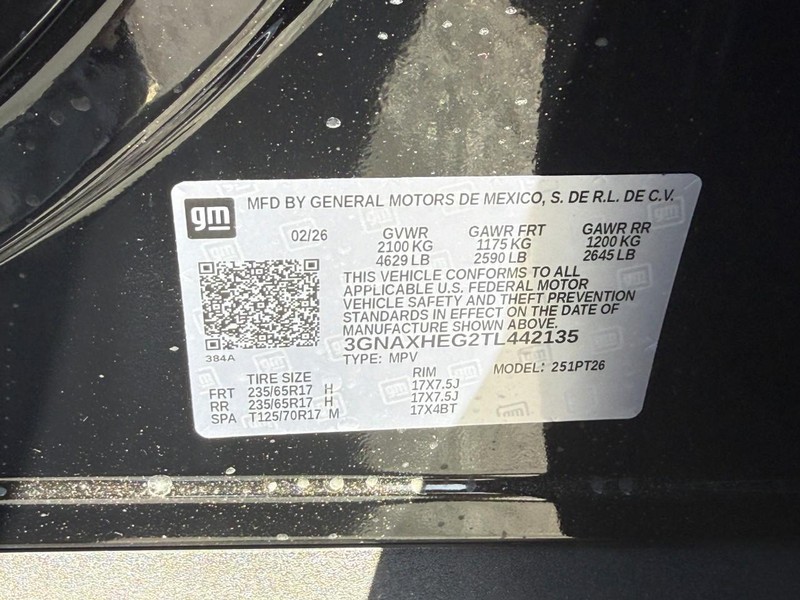 Chevrolet Equinox Vehicle Full-screen Gallery Image 16