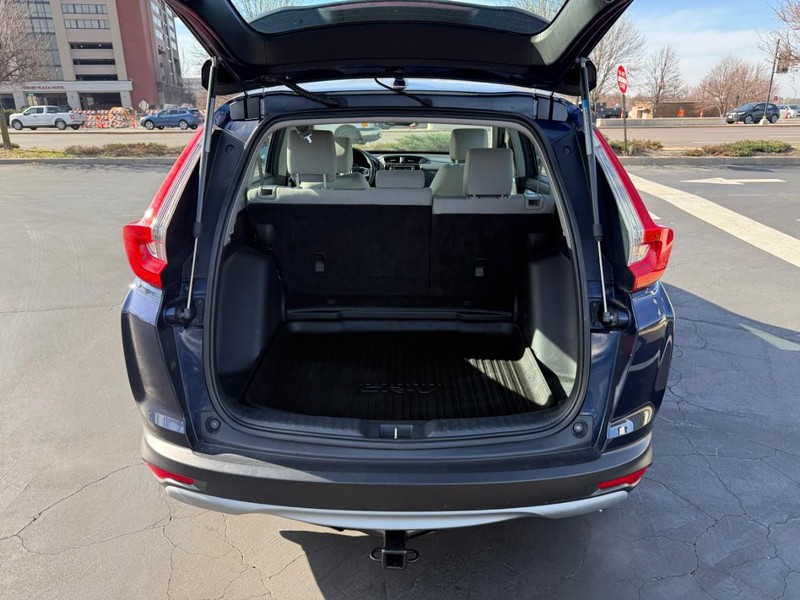 Honda CR-V Vehicle Full-screen Gallery Image 6