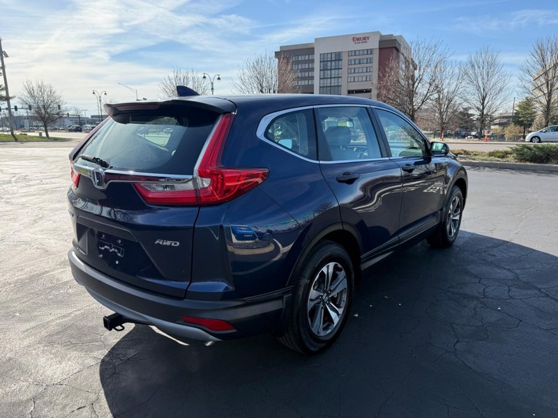 Honda CR-V Vehicle Full-screen Gallery Image 8