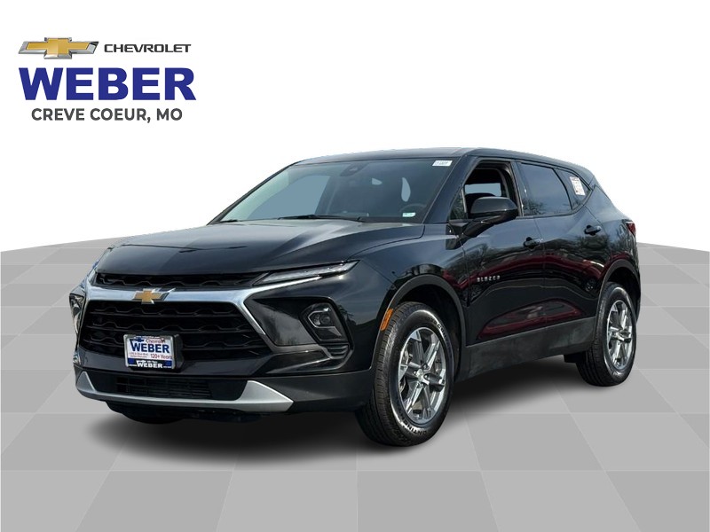Chevrolet Blazer Vehicle Full-screen Gallery Image 01
