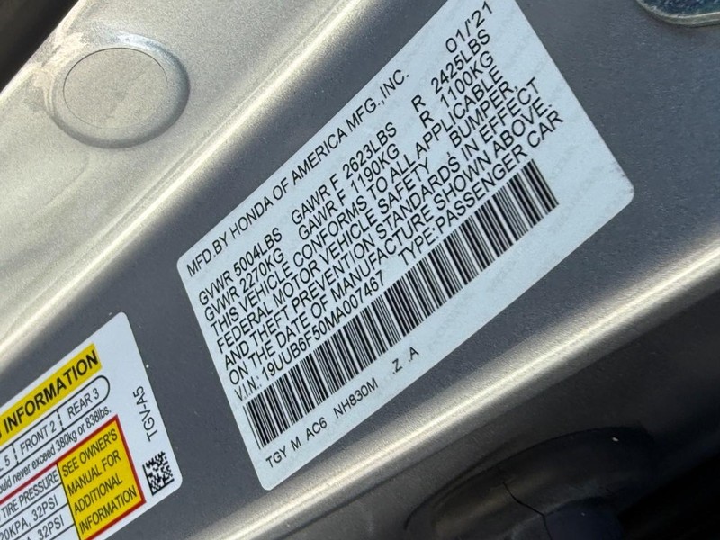 Acura TLX Vehicle Full-screen Gallery Image 25