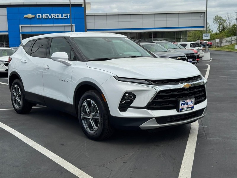 Chevrolet Blazer Vehicle Full-screen Gallery Image 08