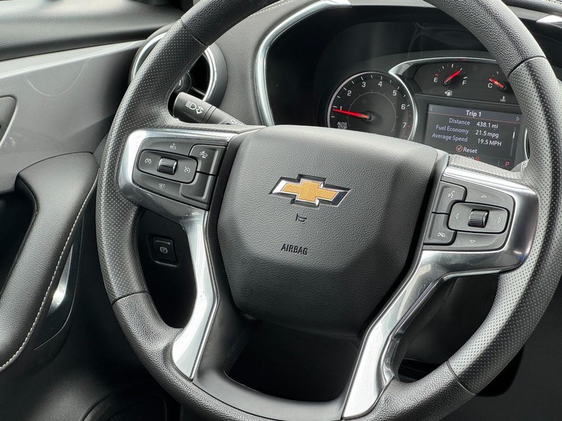 Chevrolet Blazer Vehicle Full-screen Gallery Image 12
