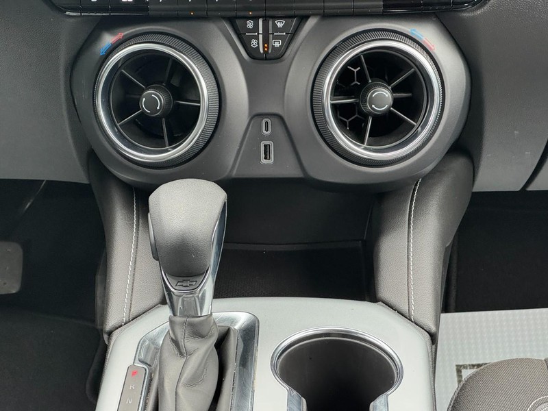 Chevrolet Blazer Vehicle Full-screen Gallery Image 14
