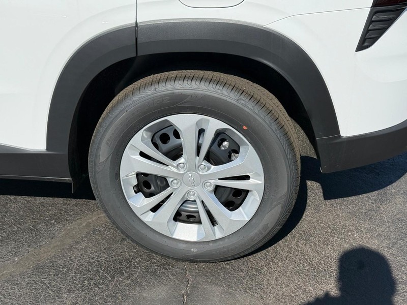 Chevrolet Trax Vehicle Full-screen Gallery Image 4