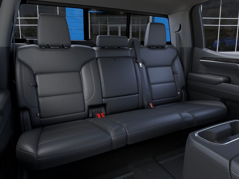 Chevrolet Silverado 1500 Vehicle Full-screen Gallery Image 17
