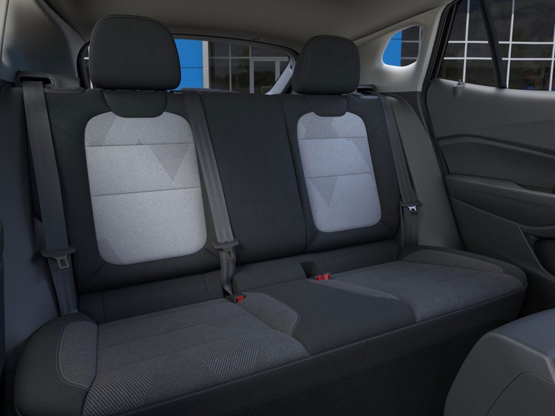 Chevrolet Trax Vehicle Full-screen Gallery Image 17