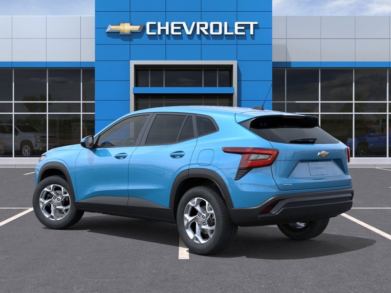 Chevrolet Trax Vehicle Full-screen Gallery Image 3