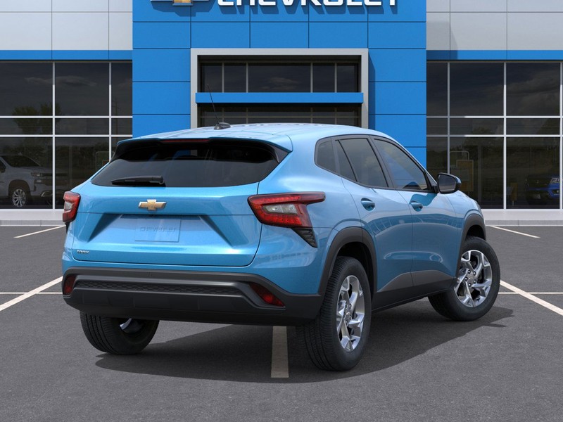 Chevrolet Trax Vehicle Full-screen Gallery Image 4