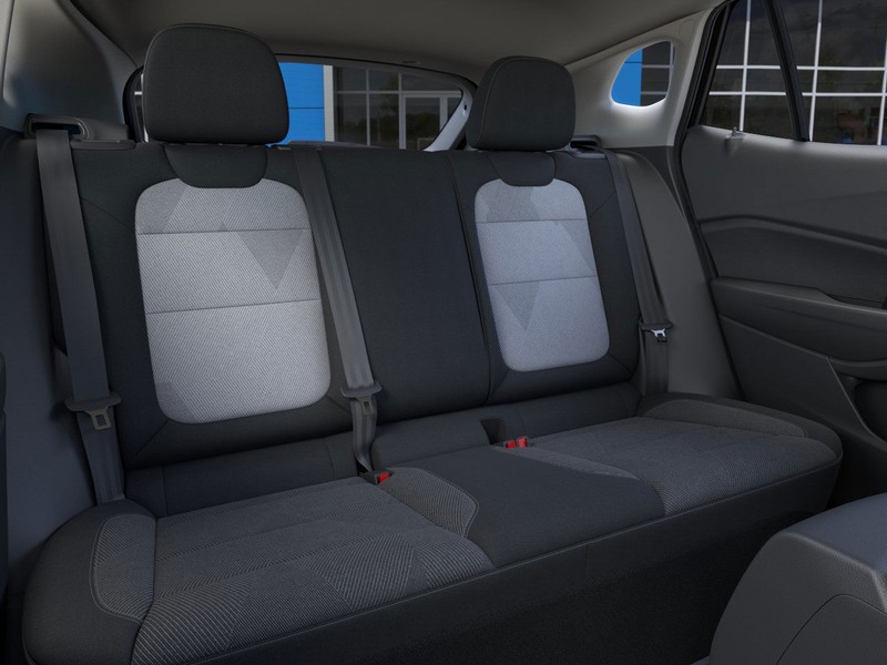 Chevrolet Trax Vehicle Full-screen Gallery Image 17