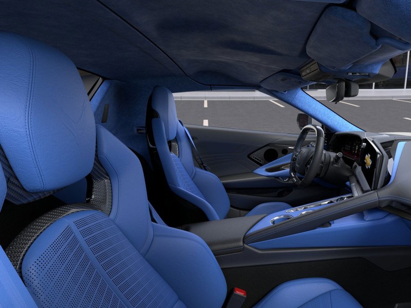 Chevrolet Corvette Vehicle Full-screen Gallery Image 17