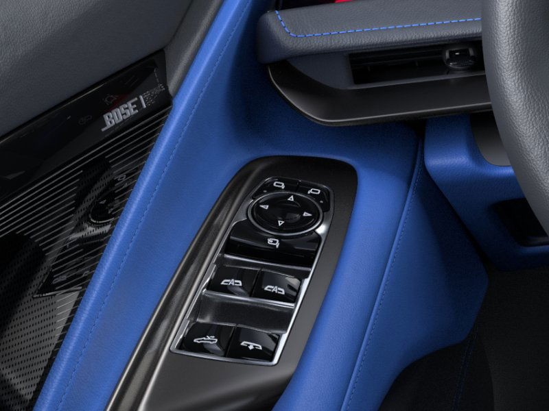 Chevrolet Corvette Vehicle Full-screen Gallery Image 22