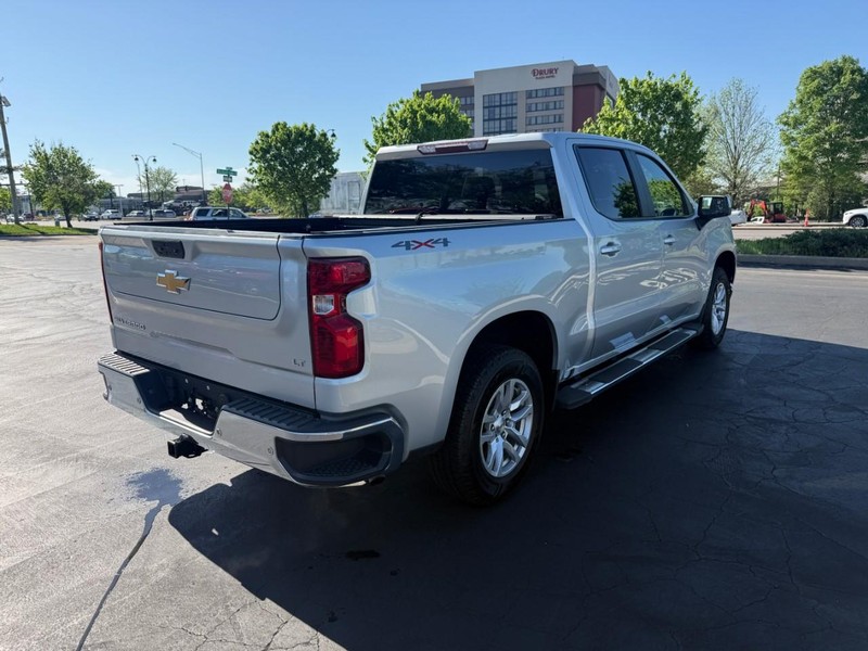 Chevrolet Silverado 1500 Vehicle Full-screen Gallery Image 8