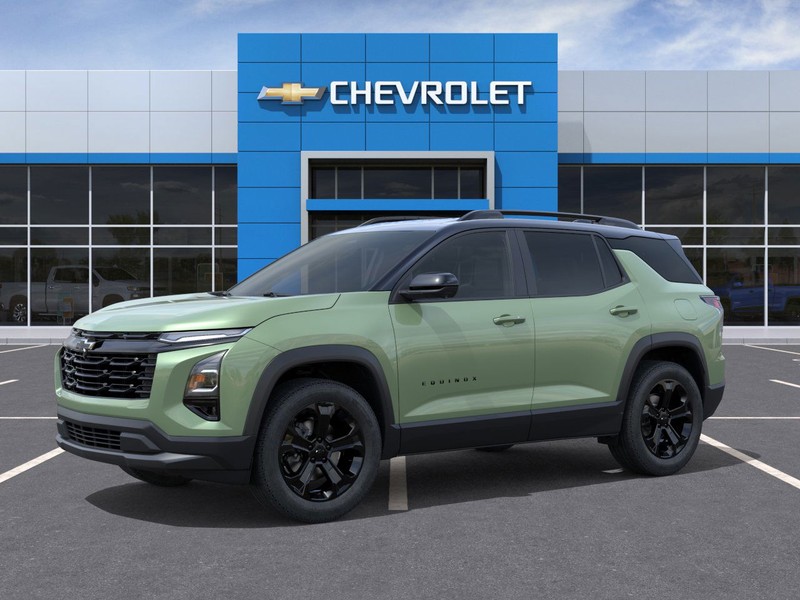 Chevrolet Equinox Vehicle Full-screen Gallery Image 2