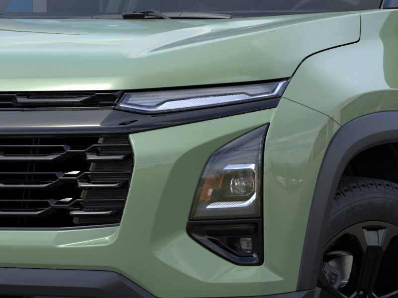 Chevrolet Equinox Vehicle Full-screen Gallery Image 10