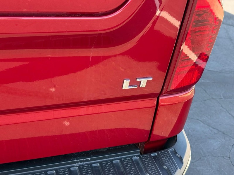 Chevrolet Silverado 1500 Vehicle Full-screen Gallery Image 5