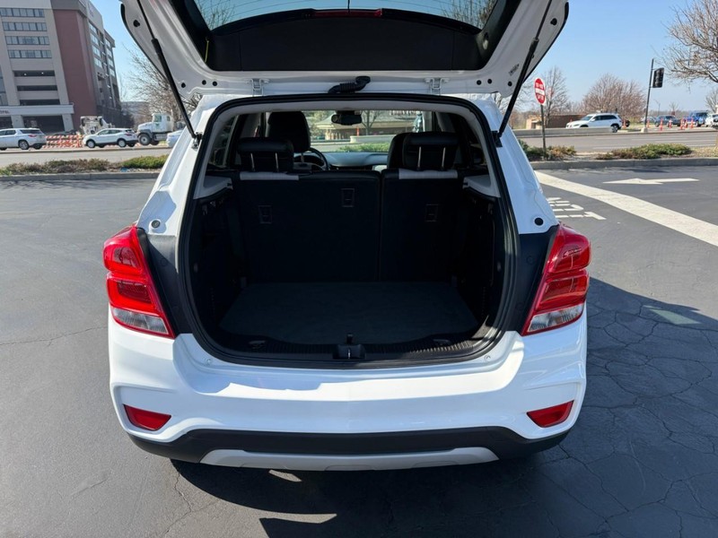 Chevrolet Trax Vehicle Full-screen Gallery Image 6