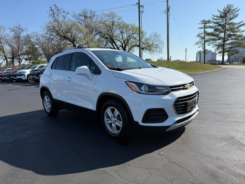 Chevrolet Trax Vehicle Full-screen Gallery Image 9
