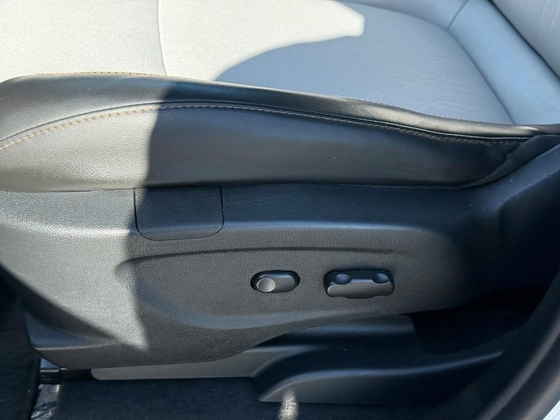 Chevrolet Trax Vehicle Full-screen Gallery Image 19