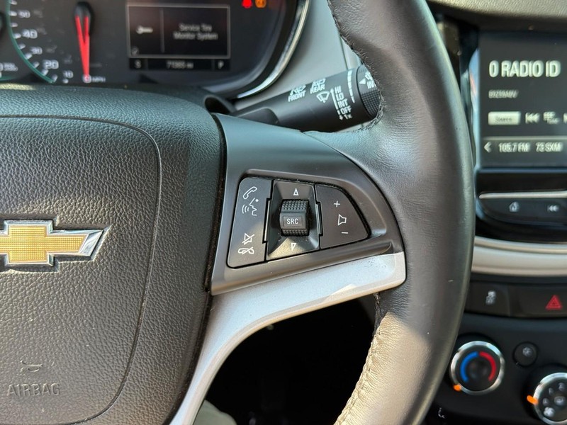 Chevrolet Trax Vehicle Full-screen Gallery Image 21