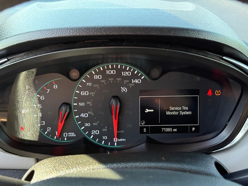 Chevrolet Trax Vehicle Full-screen Gallery Image 22