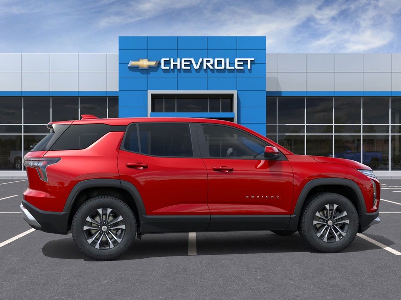 Chevrolet Equinox Vehicle Full-screen Gallery Image 5