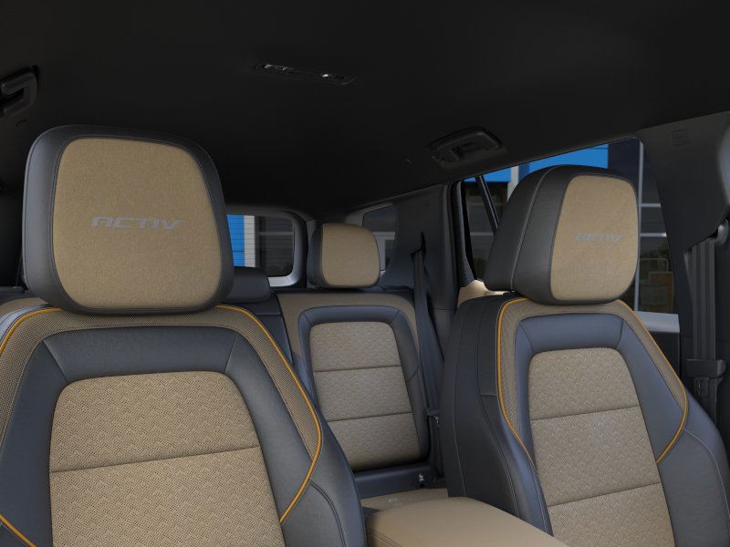 Chevrolet Equinox Vehicle Full-screen Gallery Image 24