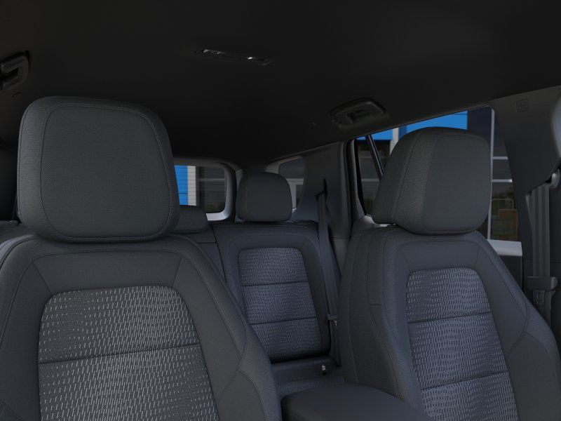 Chevrolet Equinox Vehicle Full-screen Gallery Image 24