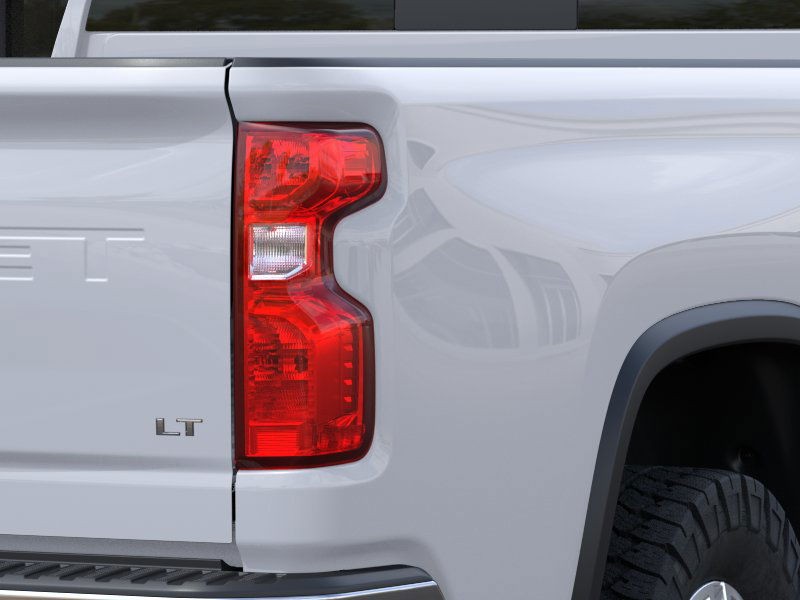 Chevrolet Silverado 2500HD Vehicle Full-screen Gallery Image 11