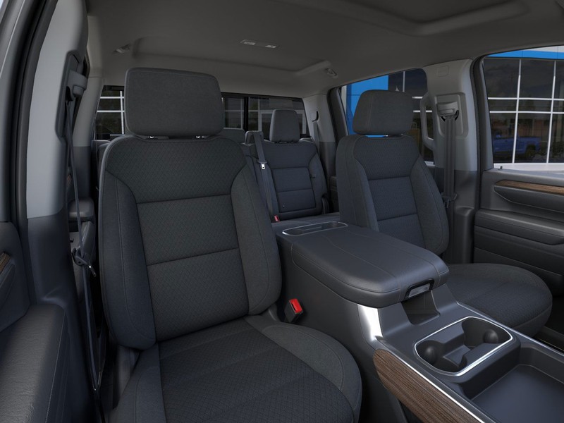 Chevrolet Silverado 2500HD Vehicle Full-screen Gallery Image 16