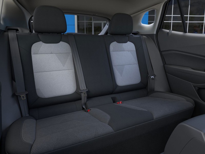 Chevrolet Trax Vehicle Full-screen Gallery Image 17