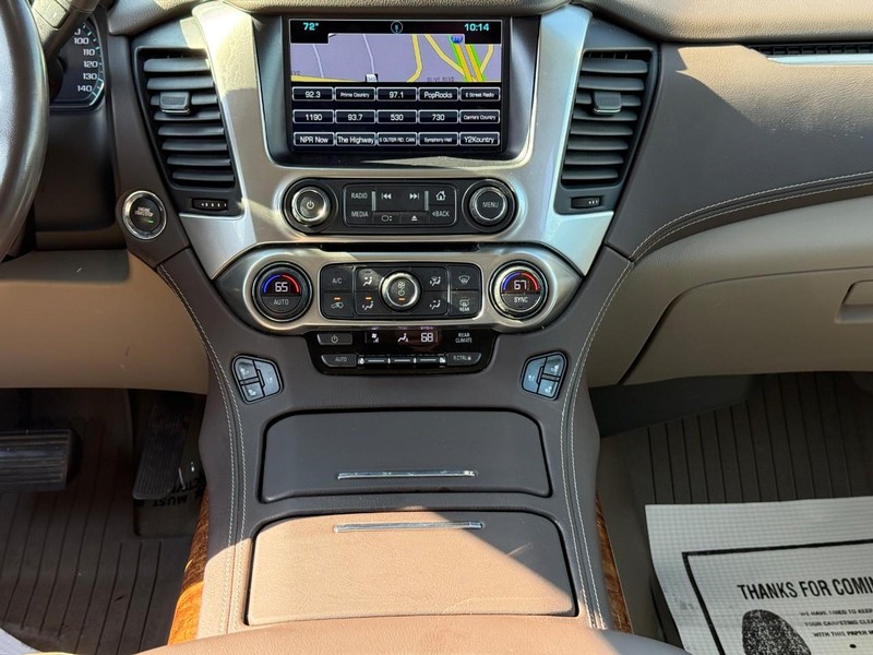 Chevrolet Tahoe Vehicle Full-screen Gallery Image 15