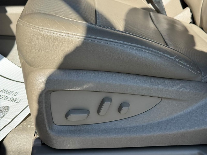 Chevrolet Tahoe Vehicle Full-screen Gallery Image 20