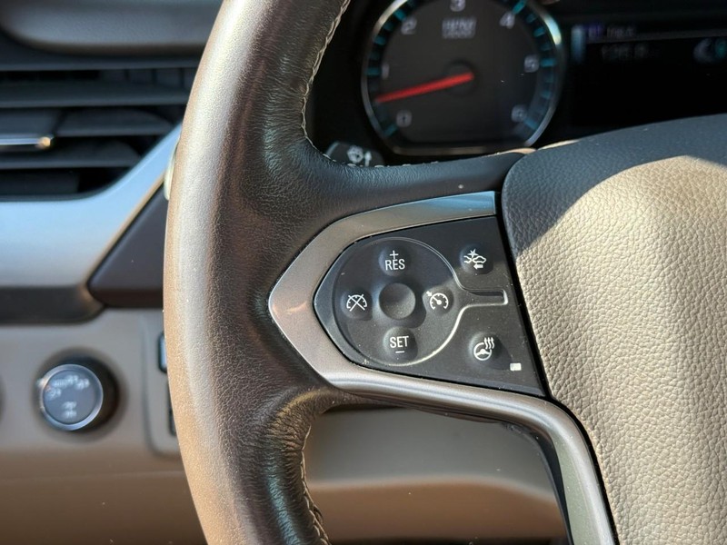 Chevrolet Tahoe Vehicle Full-screen Gallery Image 21