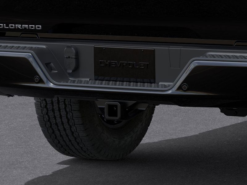Chevrolet Colorado Vehicle Full-screen Gallery Image 14