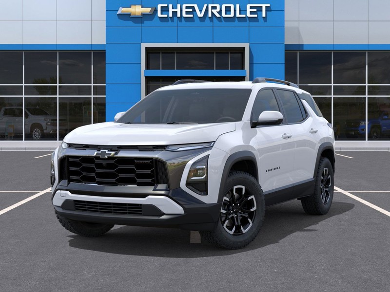 Chevrolet Equinox Vehicle Full-screen Gallery Image 6