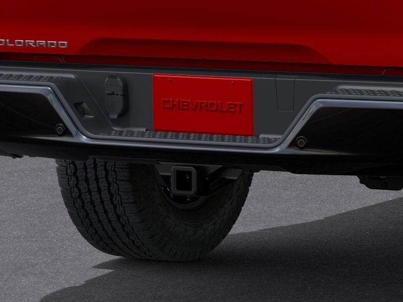 Chevrolet Colorado Vehicle Full-screen Gallery Image 14