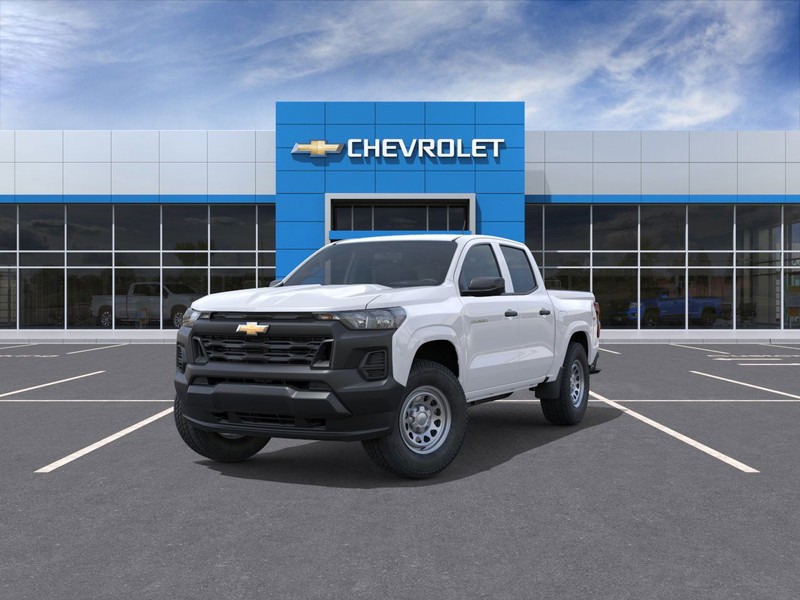 Chevrolet Colorado Vehicle Full-screen Gallery Image 8