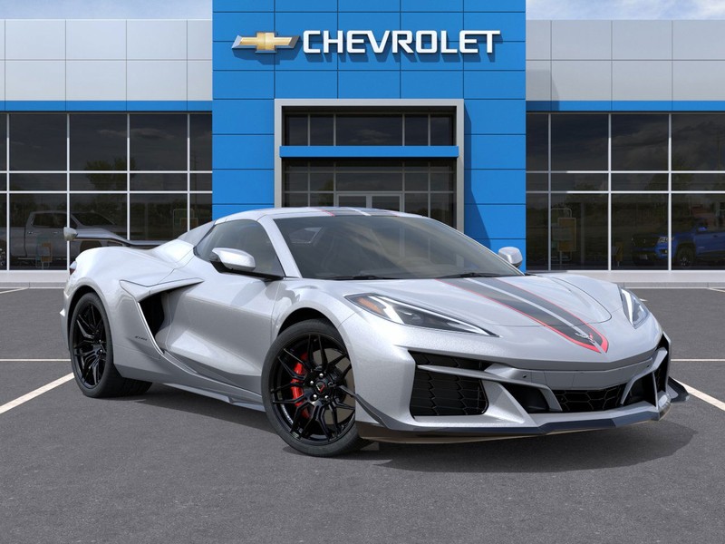 Chevrolet Corvette Vehicle Full-screen Gallery Image 7