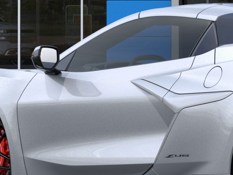 Chevrolet Corvette Vehicle Full-screen Gallery Image 12